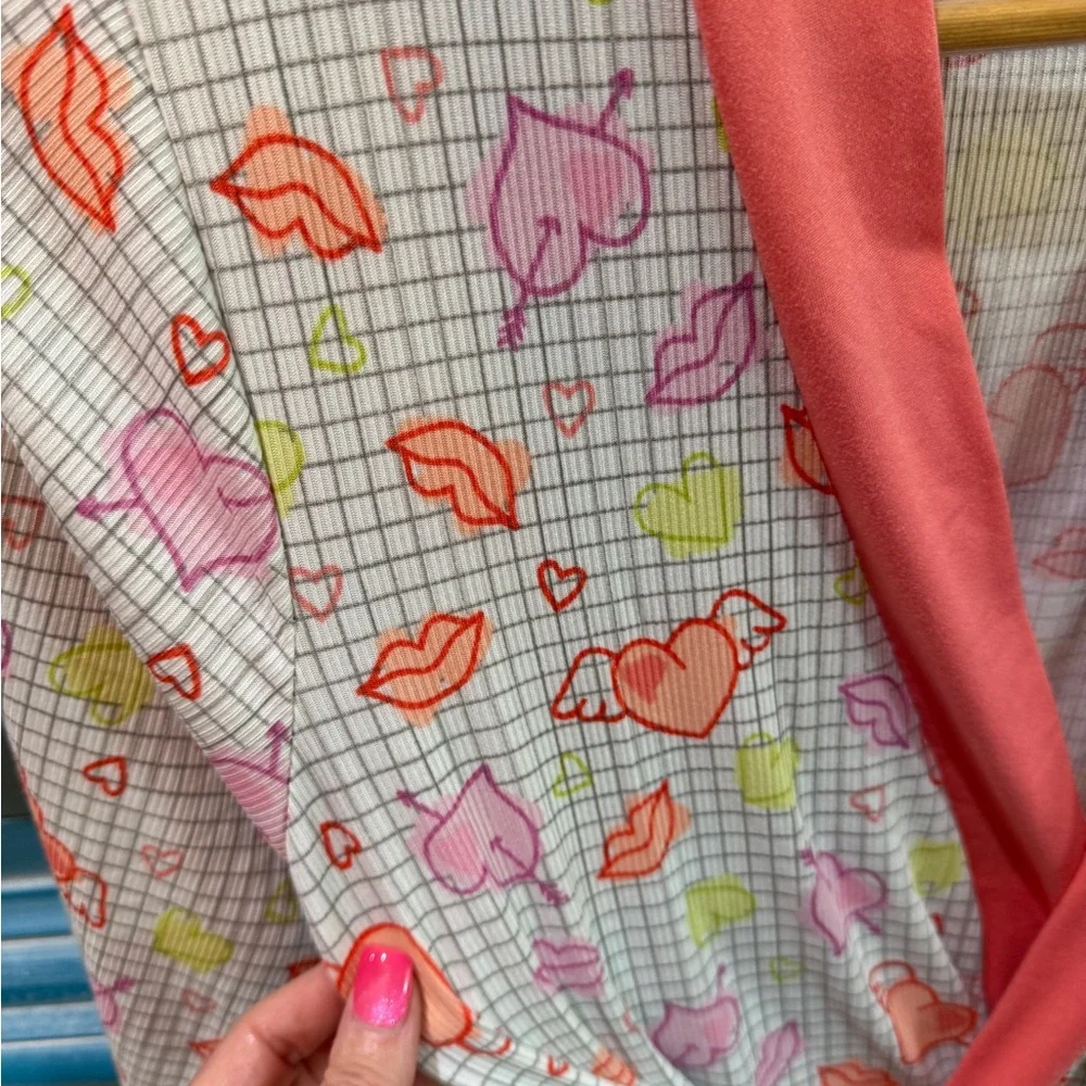 NWT Women's Pink Heart Print Robe - Picture 3 of 5